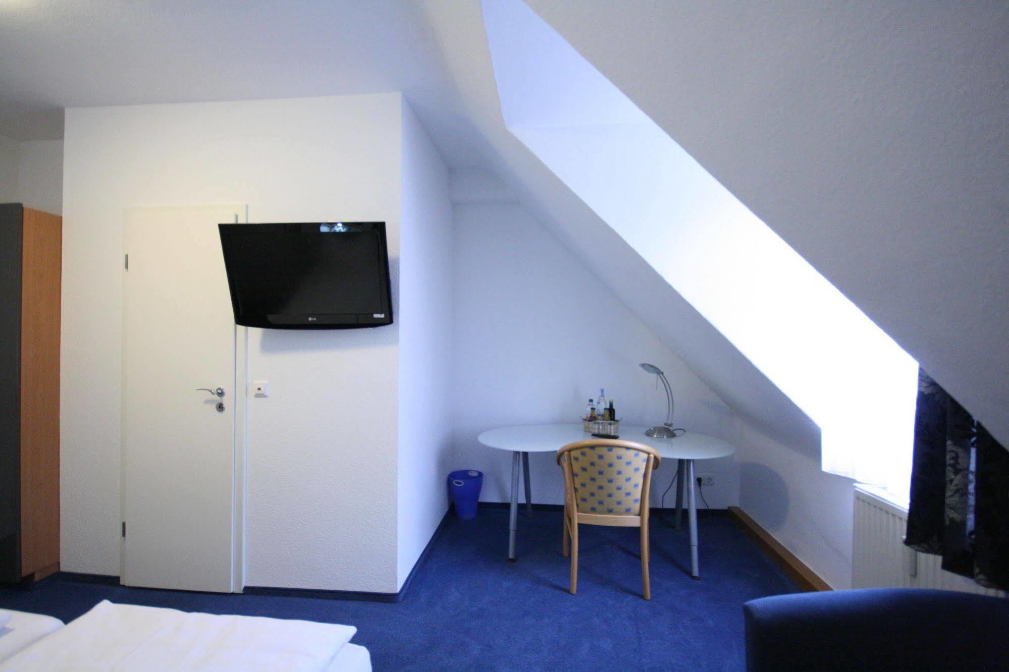 Altstadt Hotel Хайдельберг Экстерьер фото